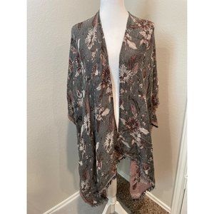 Accessory St. Gray & Pink Kimono Metallic Thread & Fringe
